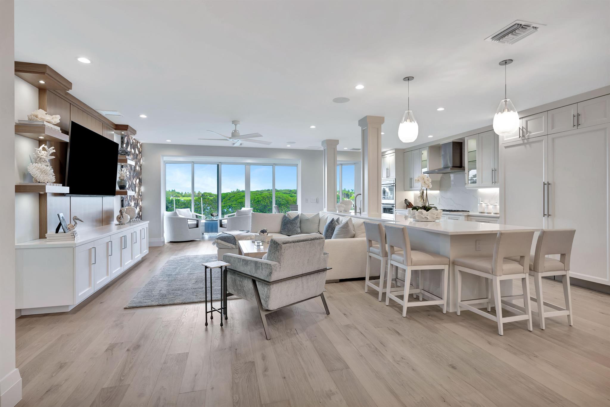 ADMIRALS COVE - Residential