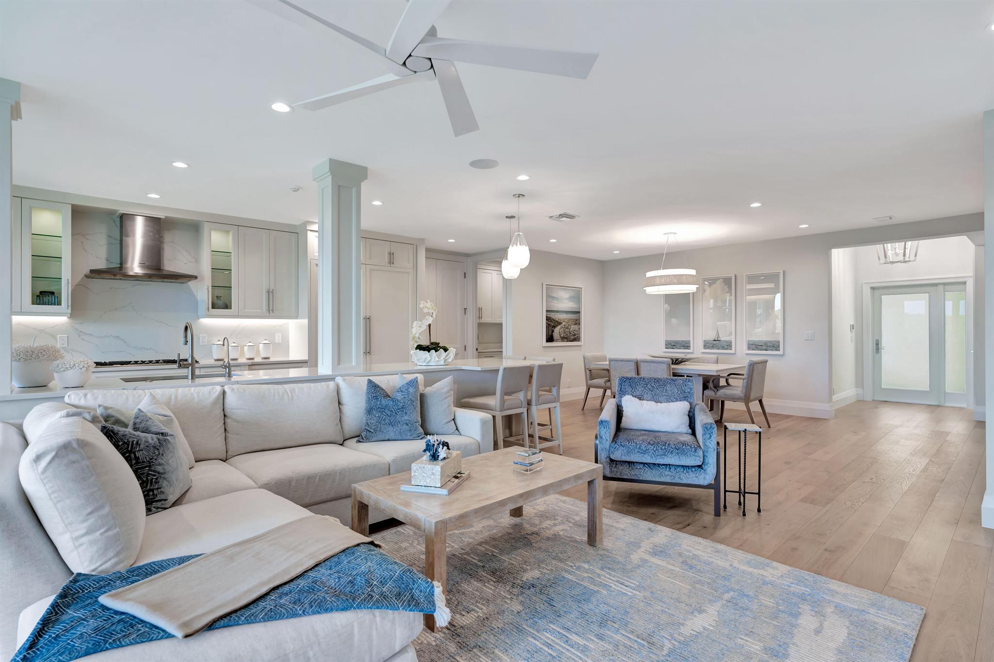 ADMIRALS COVE - Residential