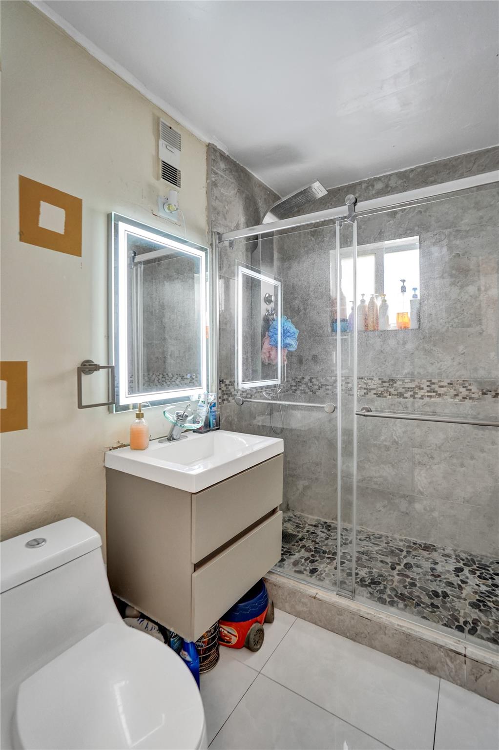 Hollywood Beach Gardens C - Residential