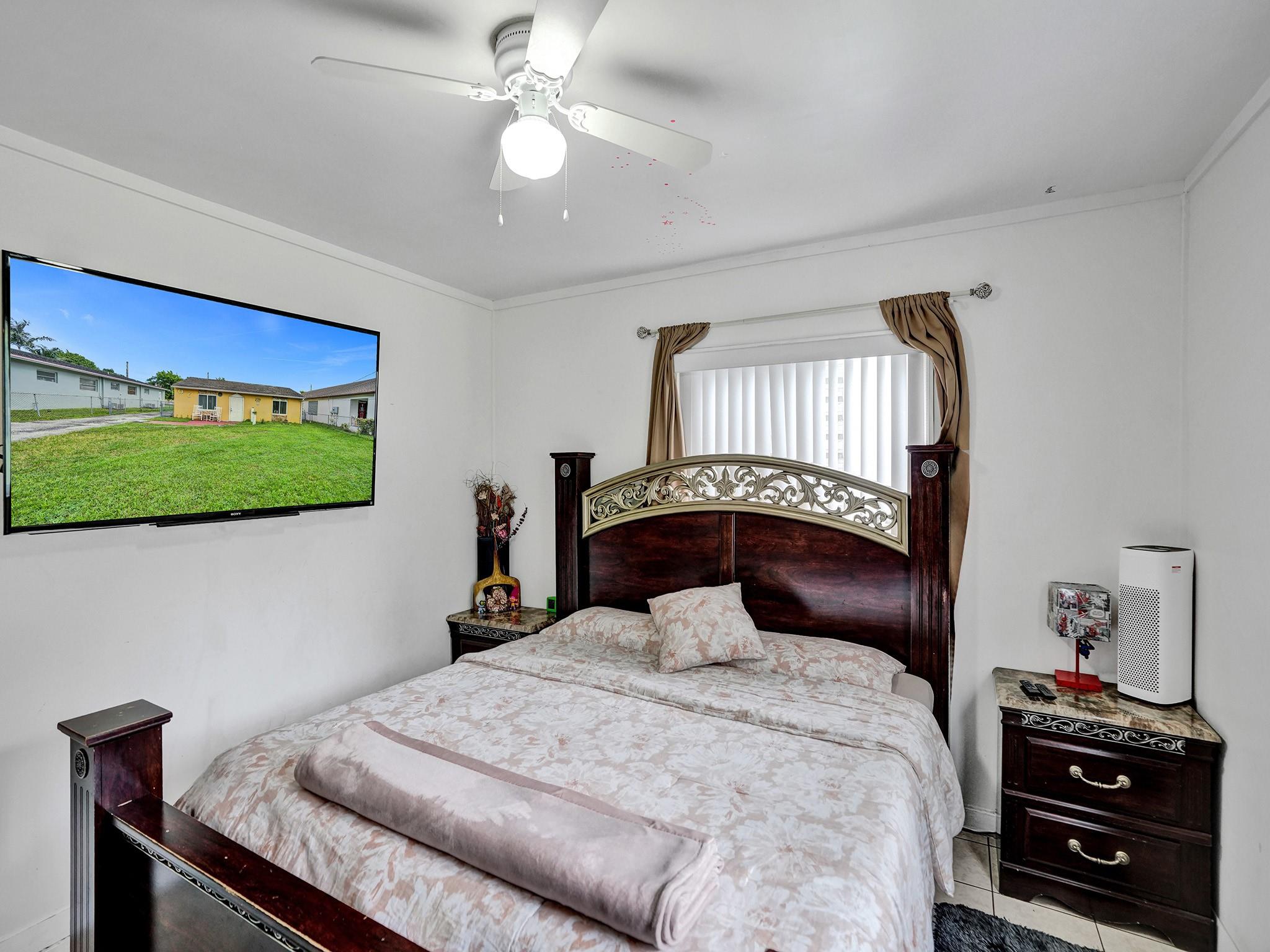 Hollywood Beach Gardens C - Residential