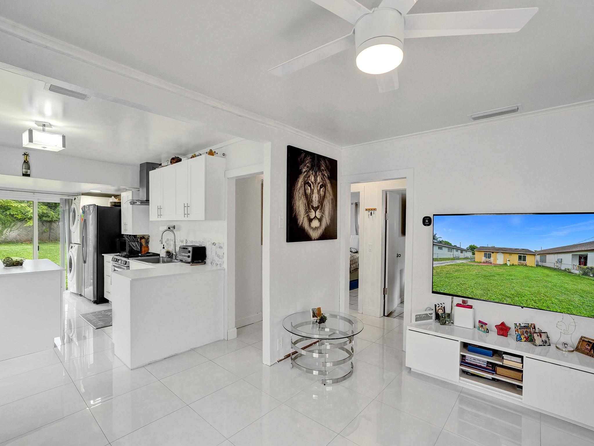 Hollywood Beach Gardens C - Residential