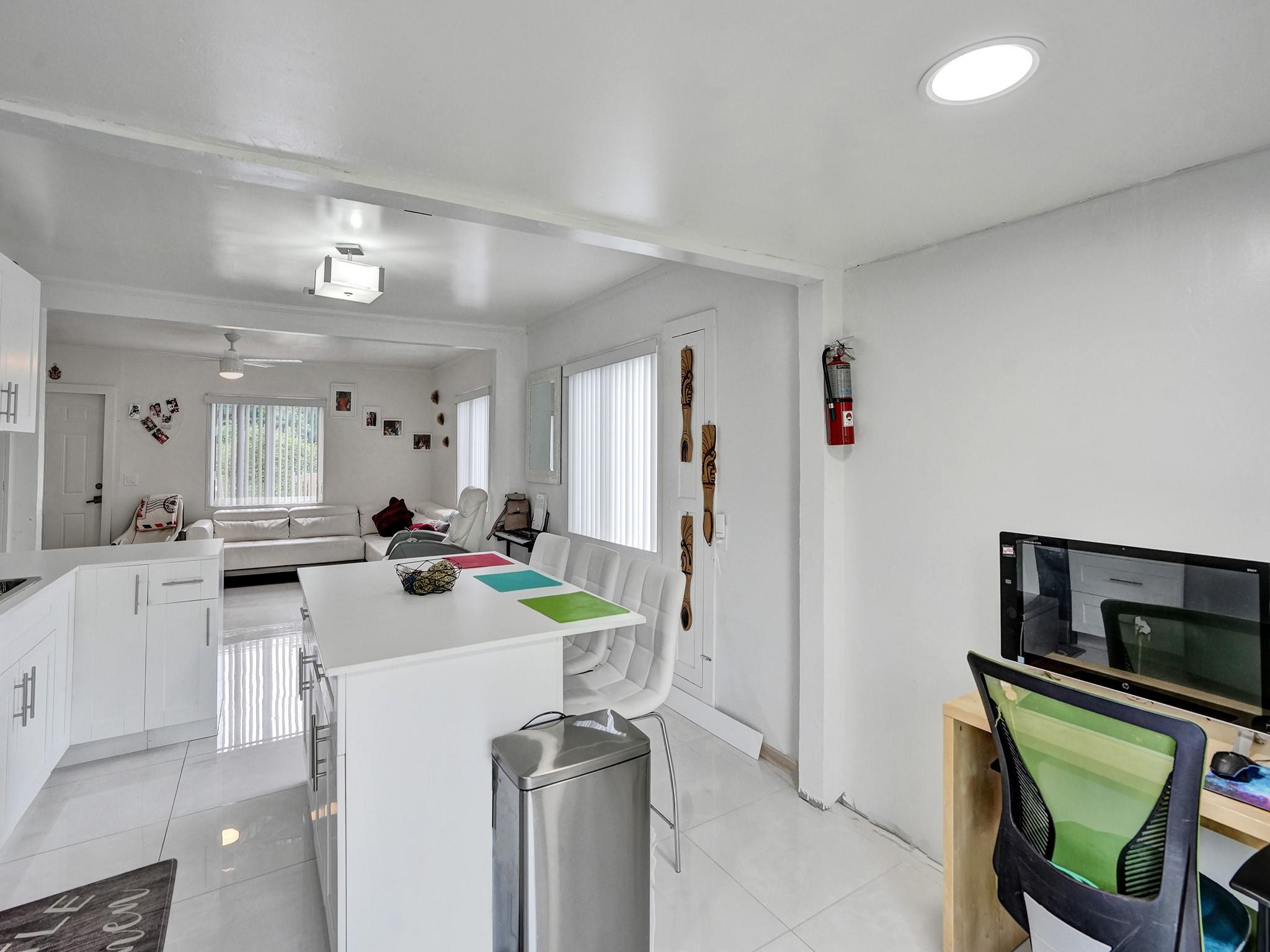 Hollywood Beach Gardens C - Residential