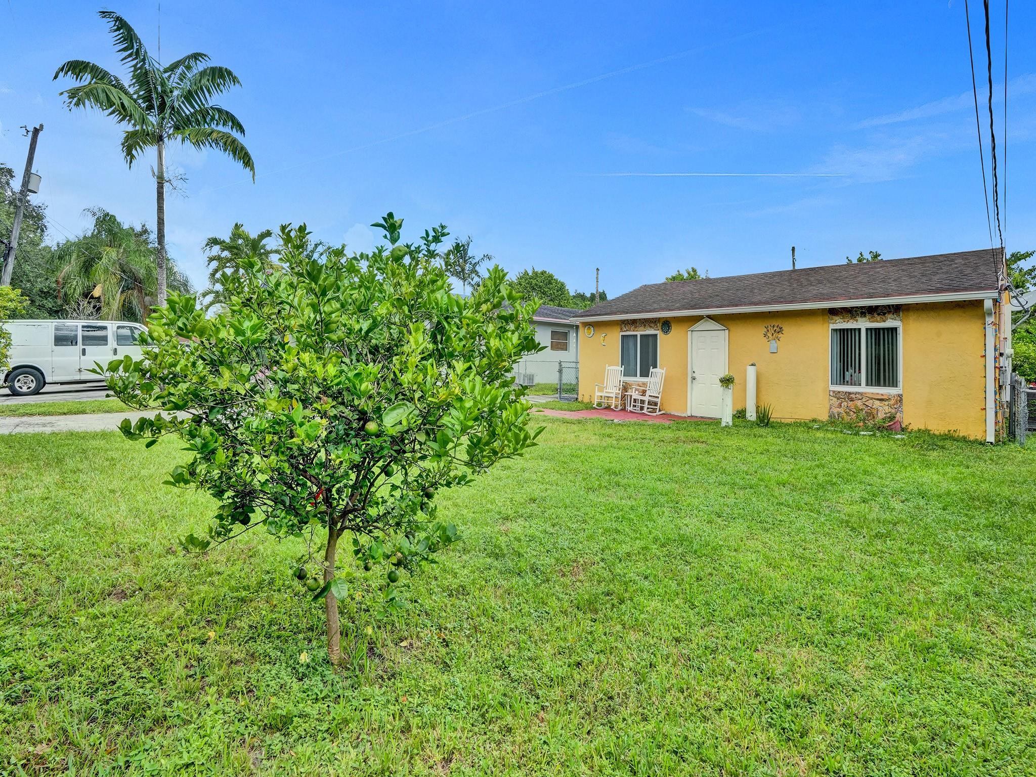 Hollywood Beach Gardens C - Residential