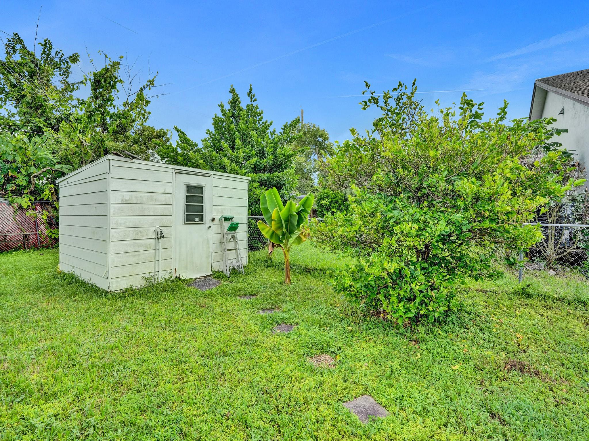 Hollywood Beach Gardens C - Residential