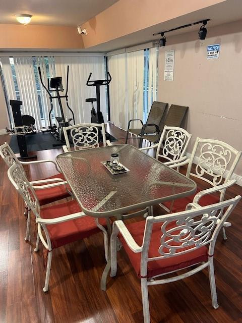 Newport Condominium - Residential