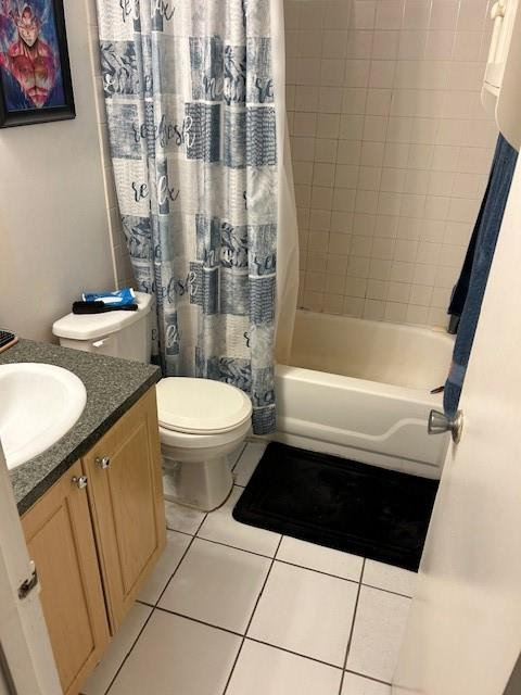 Newport Condominium - Residential