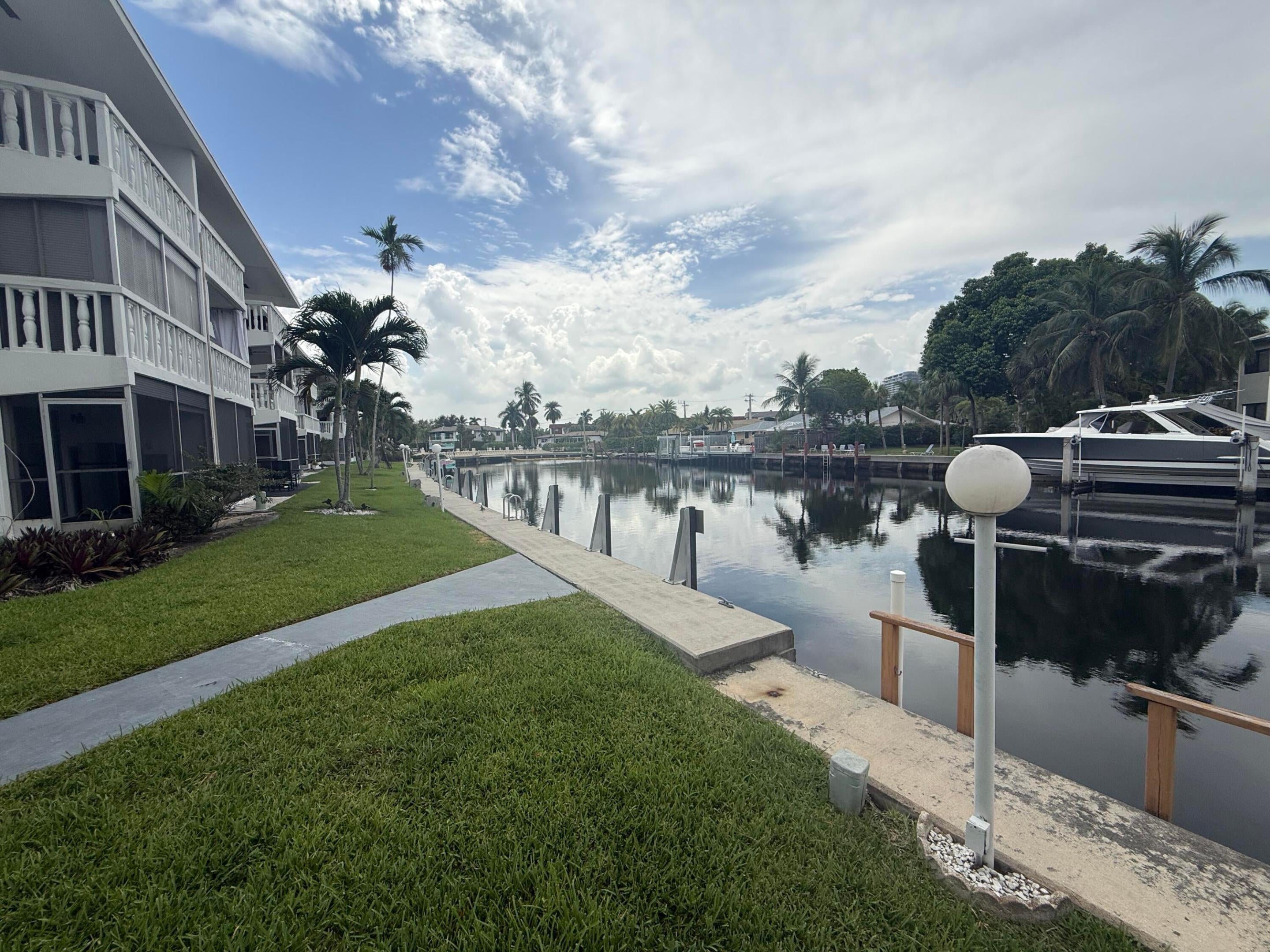 460 Paradise Isle Boulevard 101