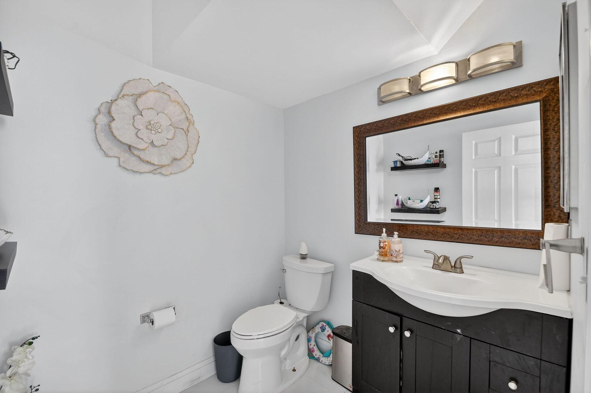 LAKE CHARLESTON - Residential