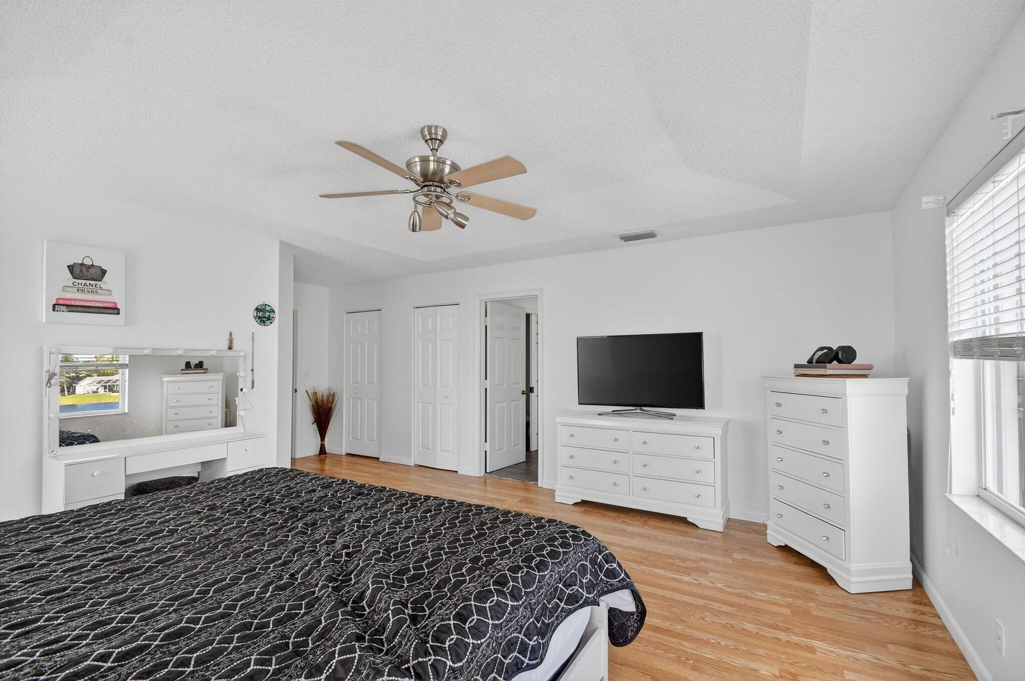 LAKE CHARLESTON - Residential