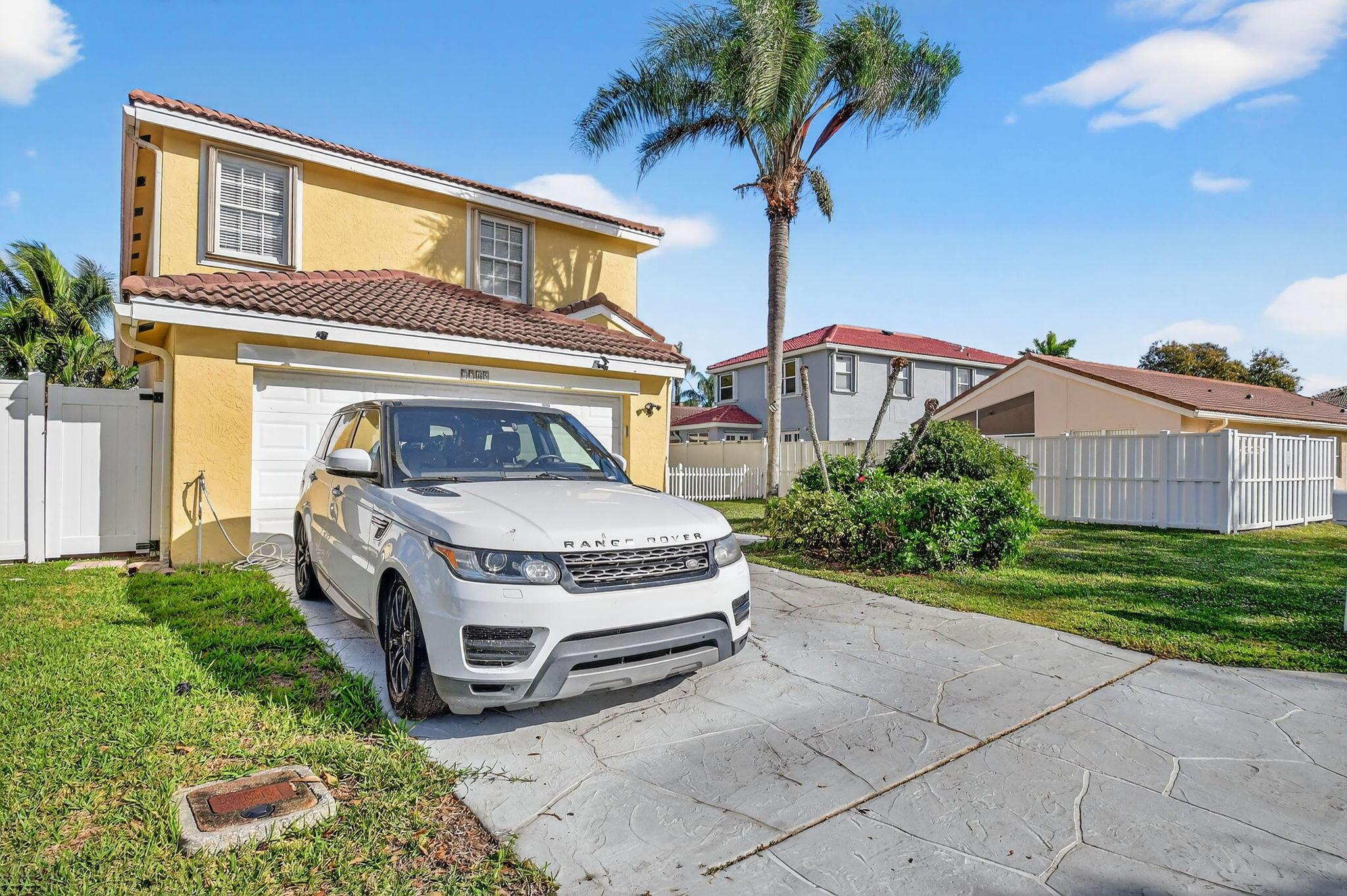 LAKE CHARLESTON - Residential