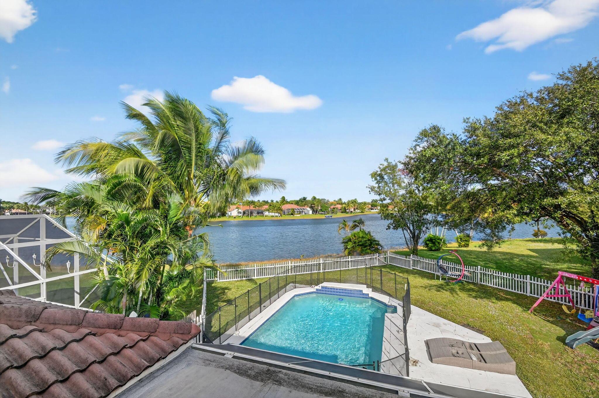 LAKE CHARLESTON - Residential