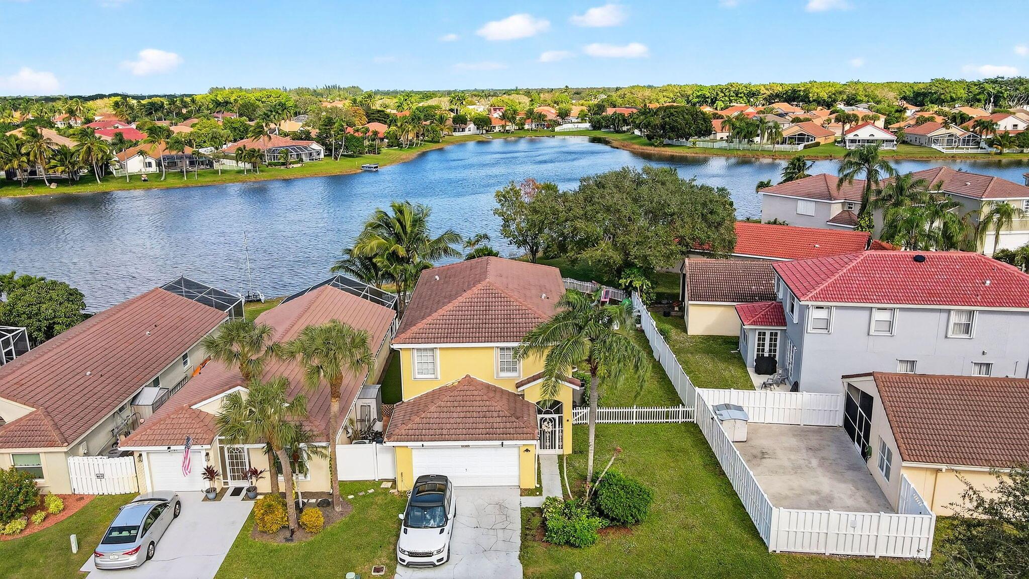 LAKE CHARLESTON - Residential