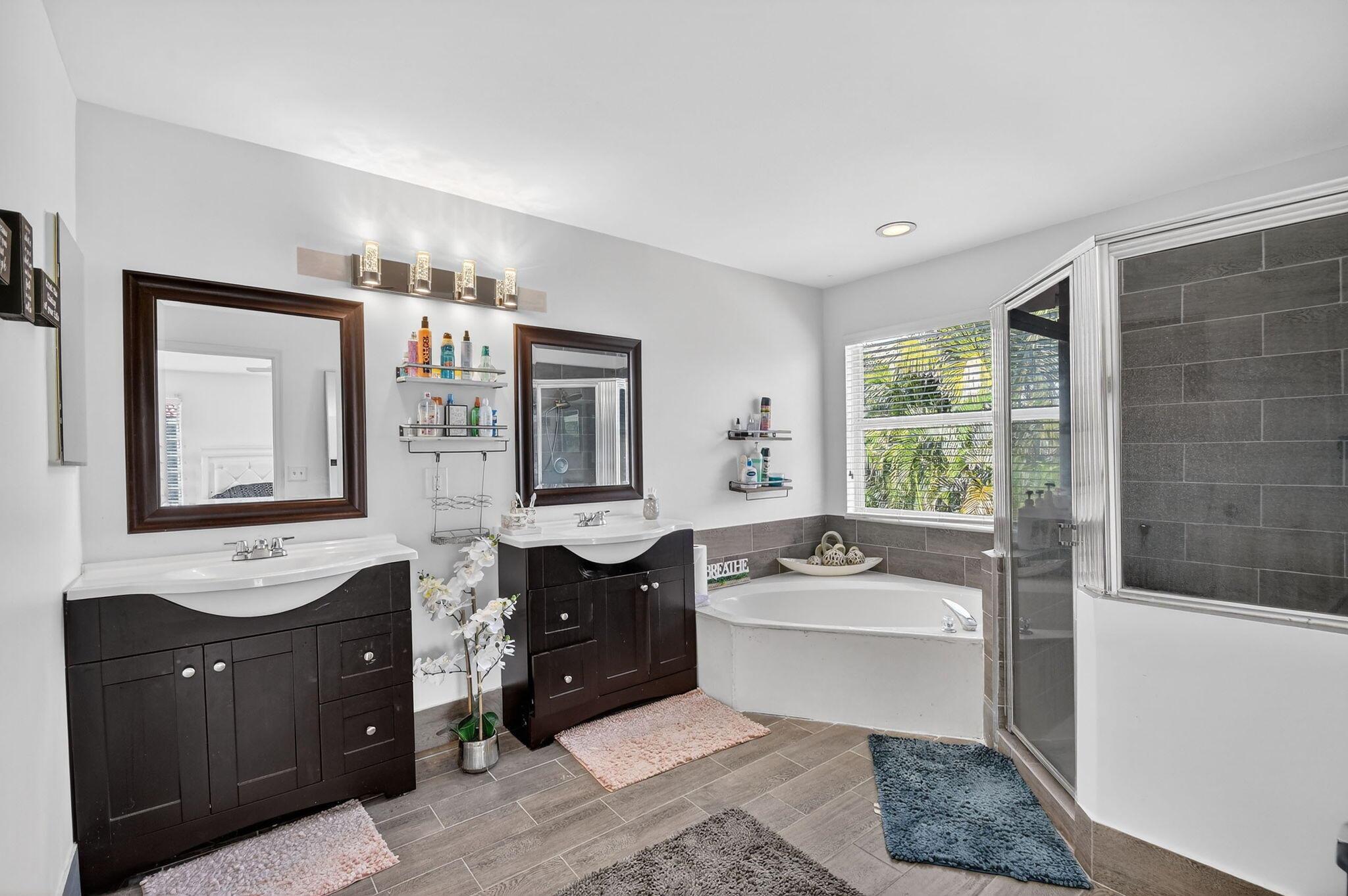 LAKE CHARLESTON - Residential