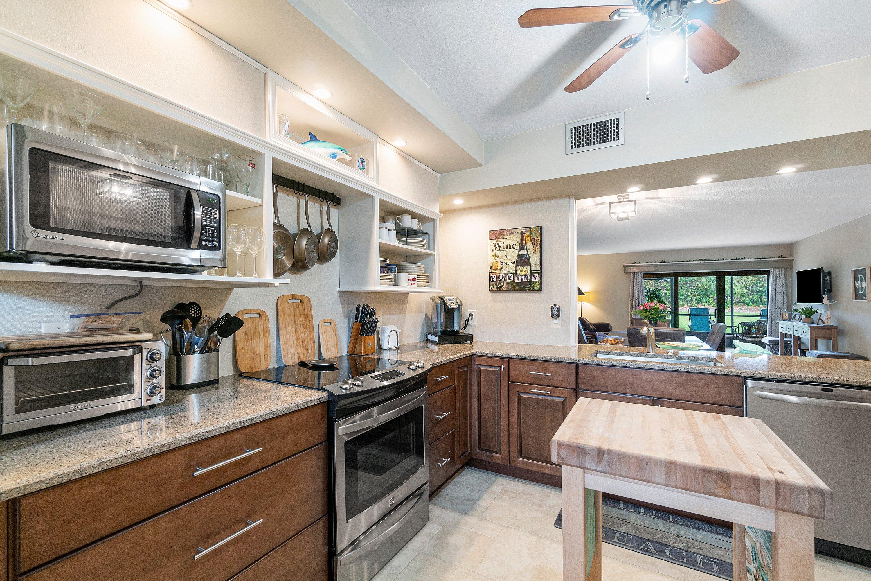 300 N HIGHWAY A1A 107C