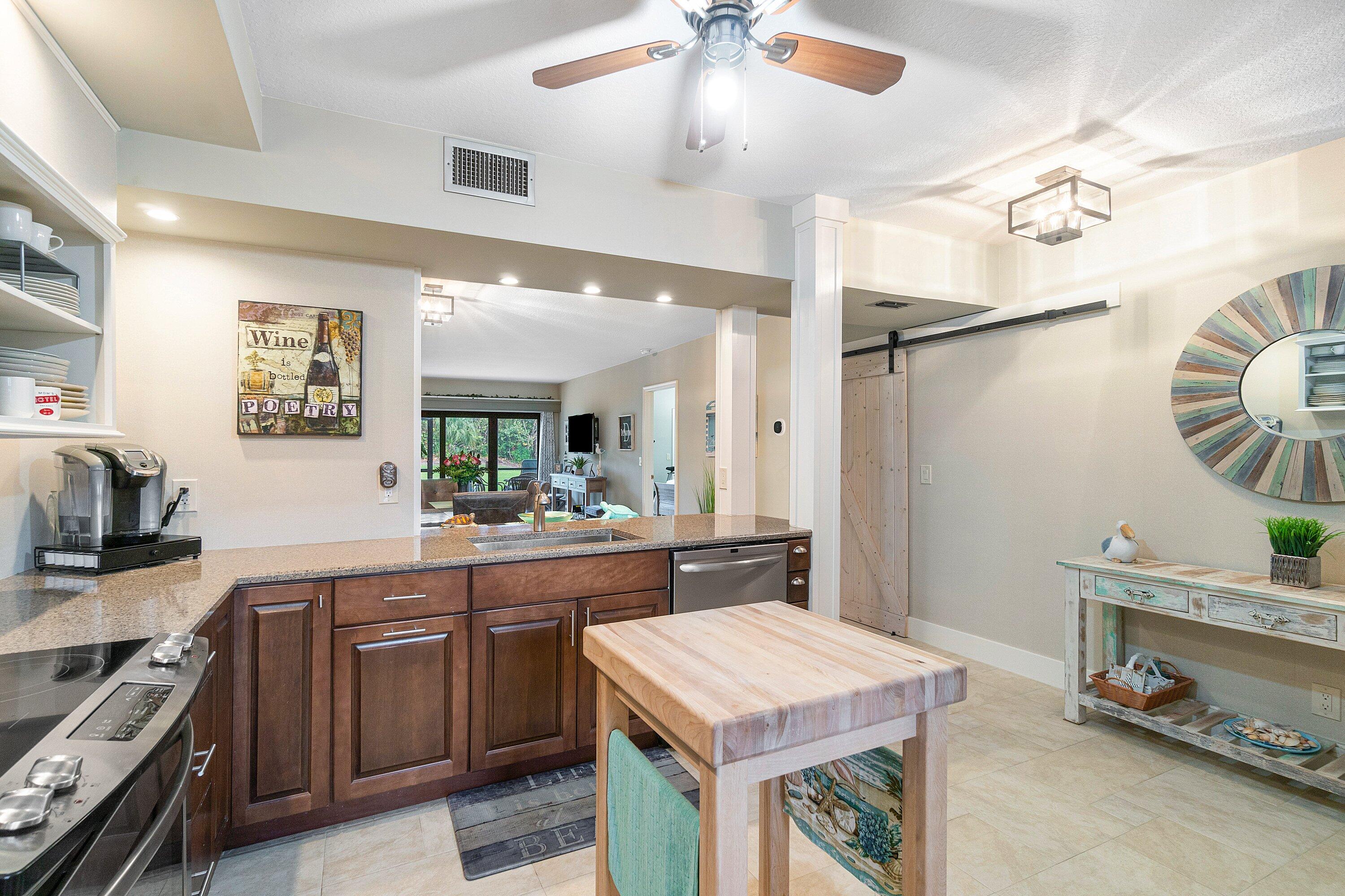 300 N HIGHWAY A1A 107C