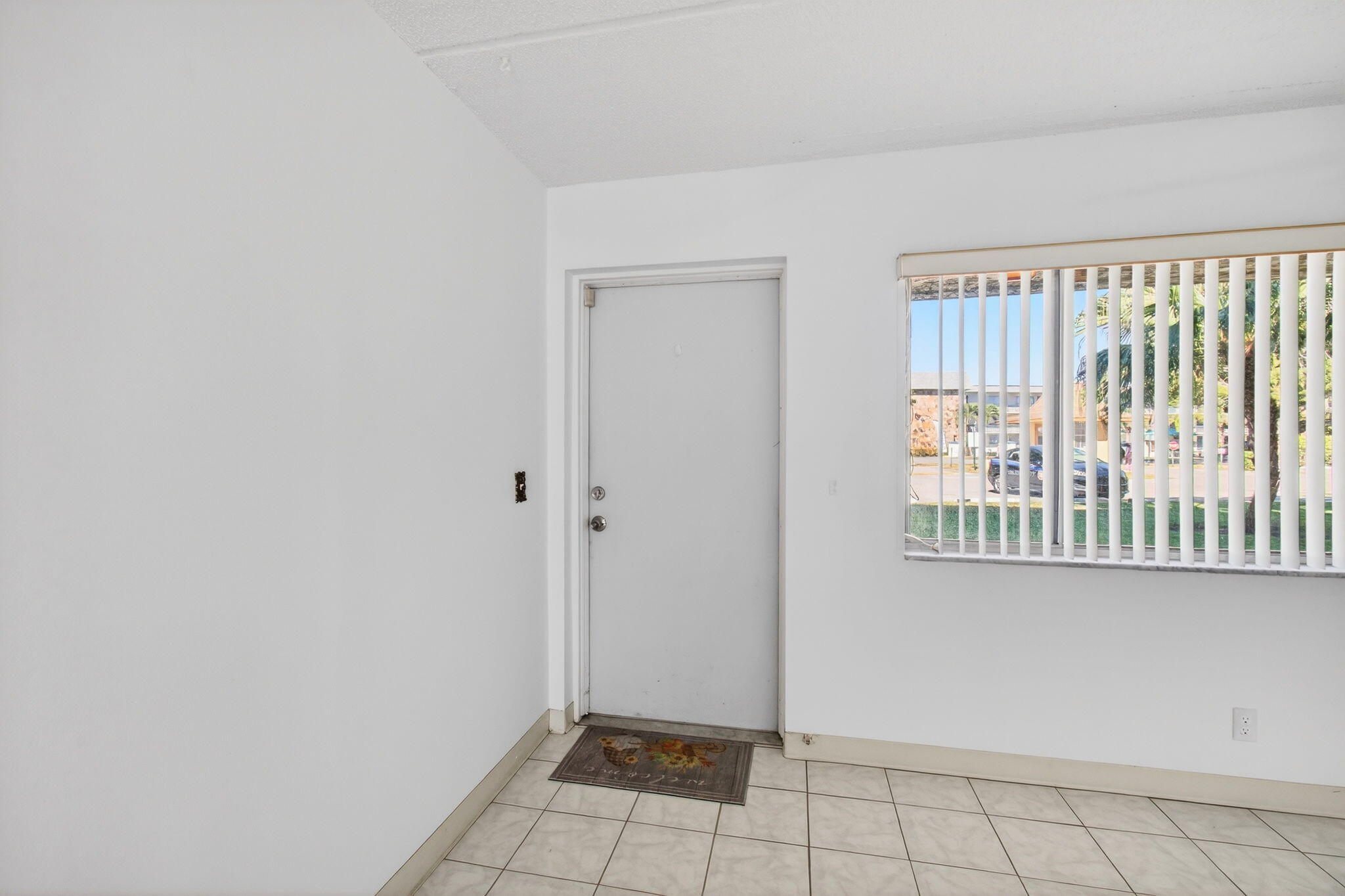 VILLAGE GREEN AVON CONDO - Residential