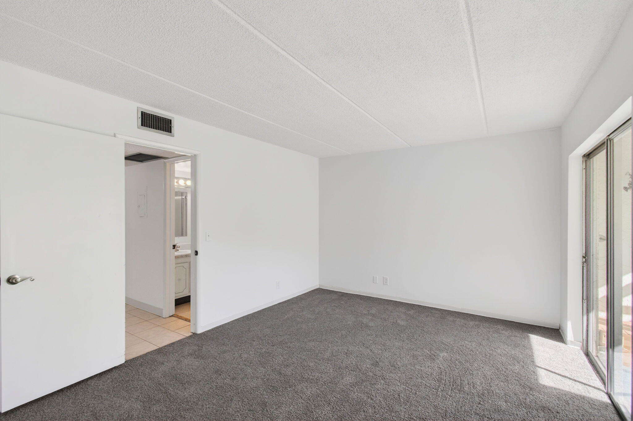 VILLAGE GREEN AVON CONDO - Residential