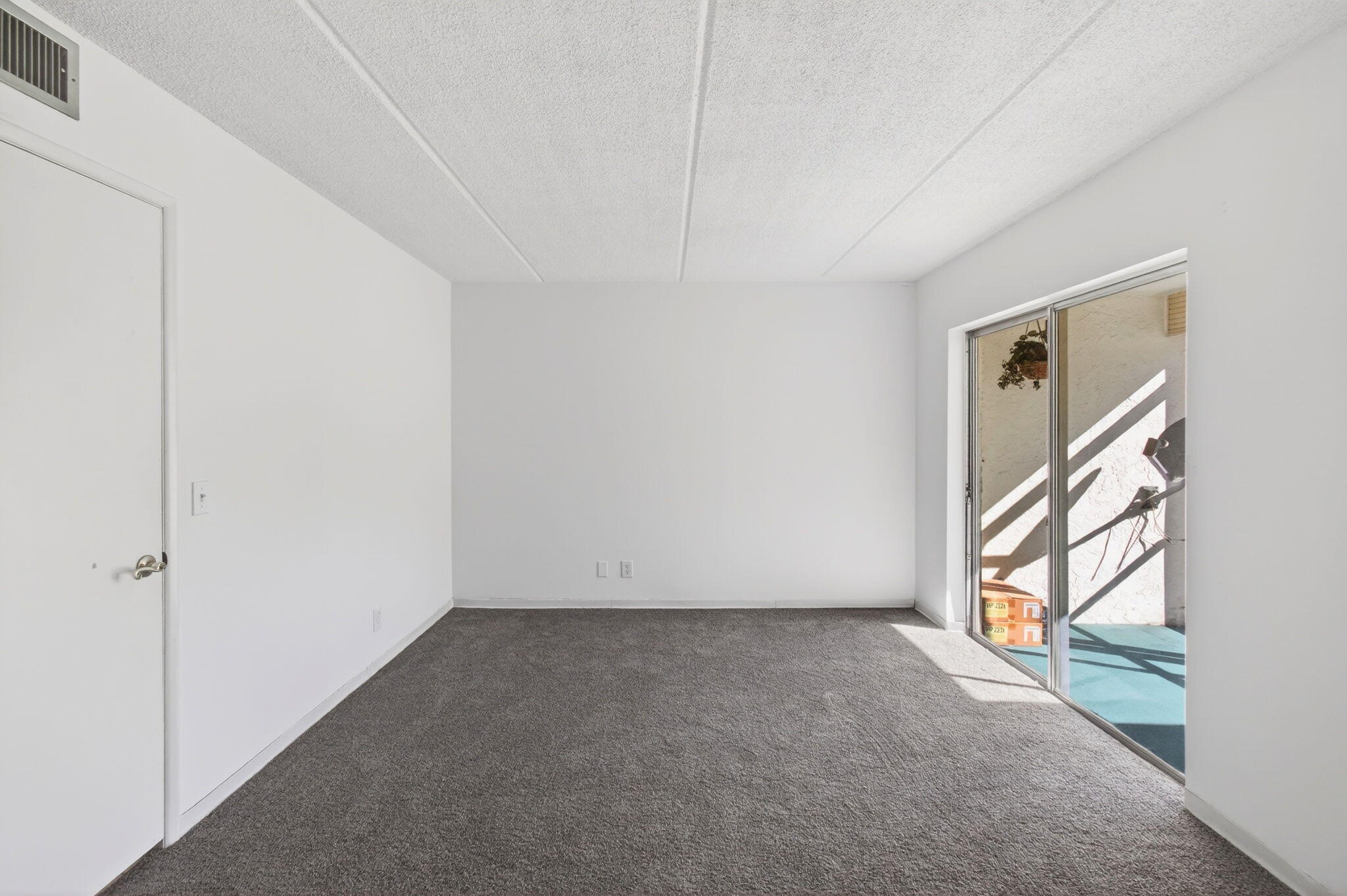 VILLAGE GREEN AVON CONDO - Residential