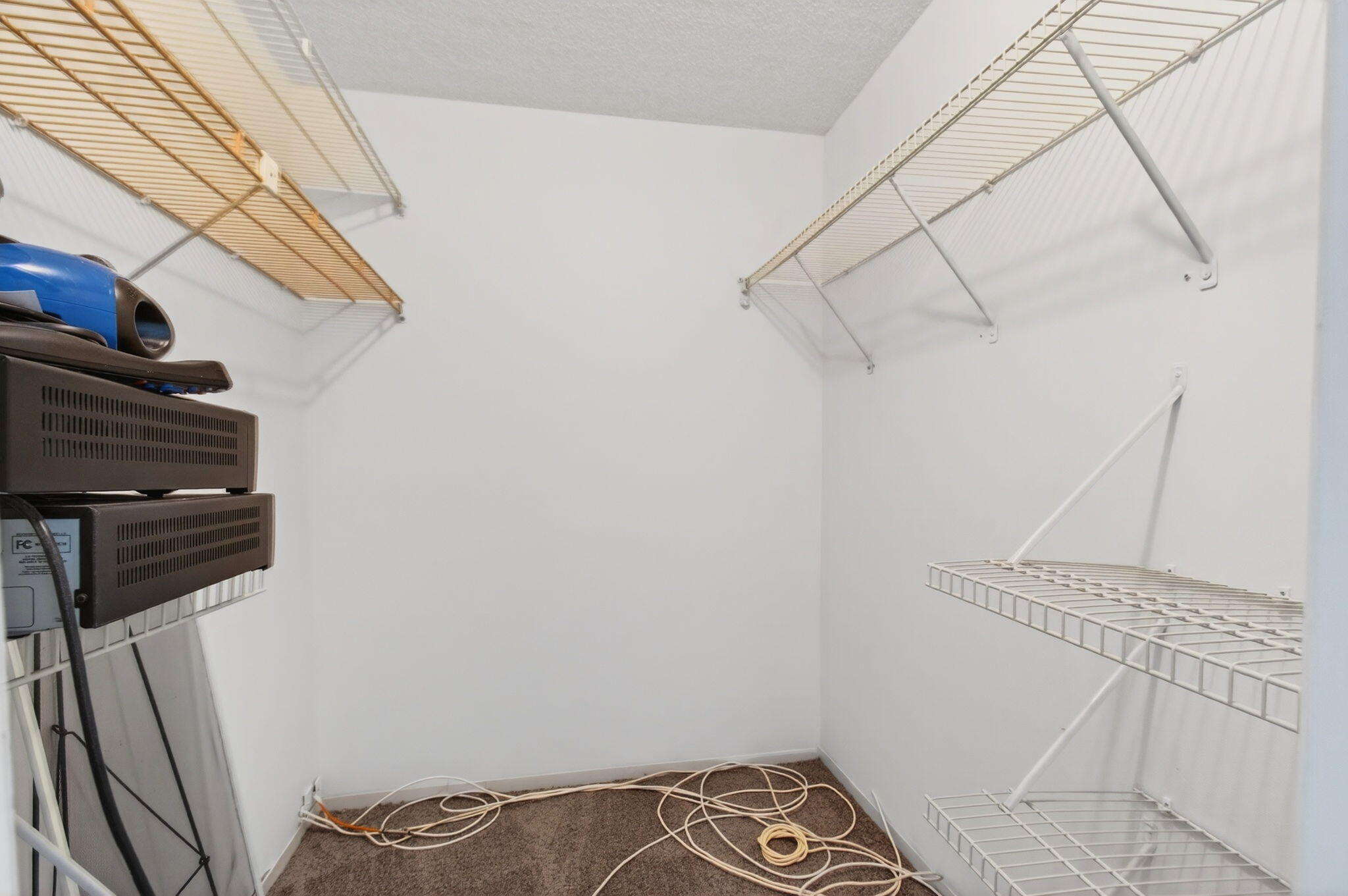 VILLAGE GREEN AVON CONDO - Residential