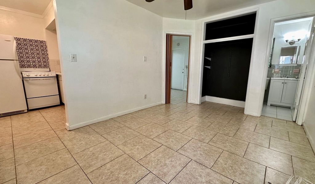 Photo of 1510 NE 26th Avenue #5, Fort Lauderdale, FL 33304 (MLS # F10497967)