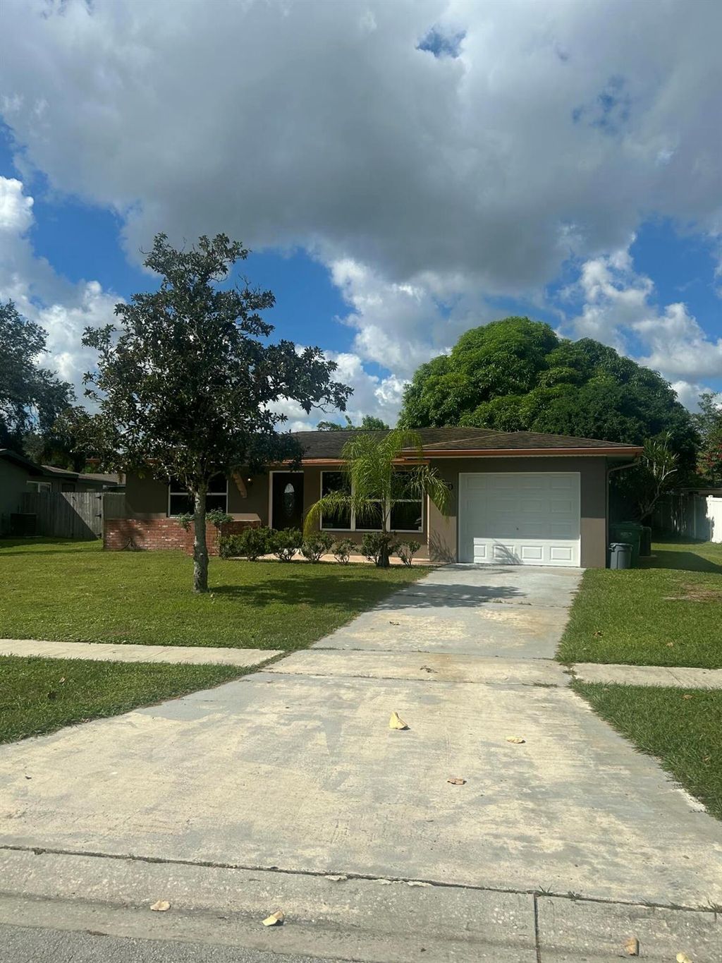 Photo of 270 NE Mainsail Street, Port Saint Lucie, FL 34983 (MLS # R11109339)
