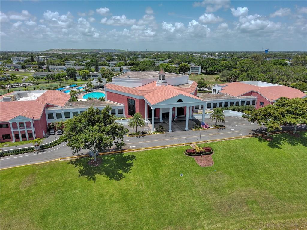 Century Village Oakridge - Residential