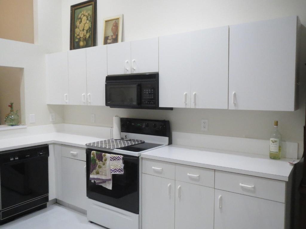 SUN VALLEY EAST CONDO - Residential