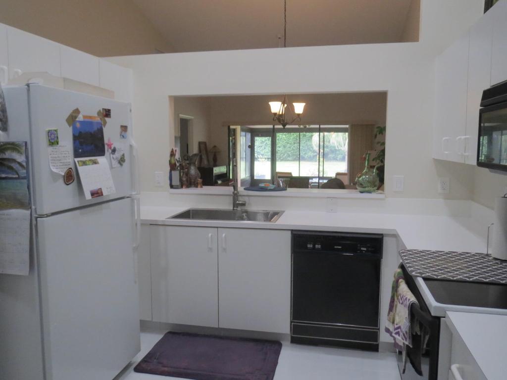 SUN VALLEY EAST CONDO - Residential