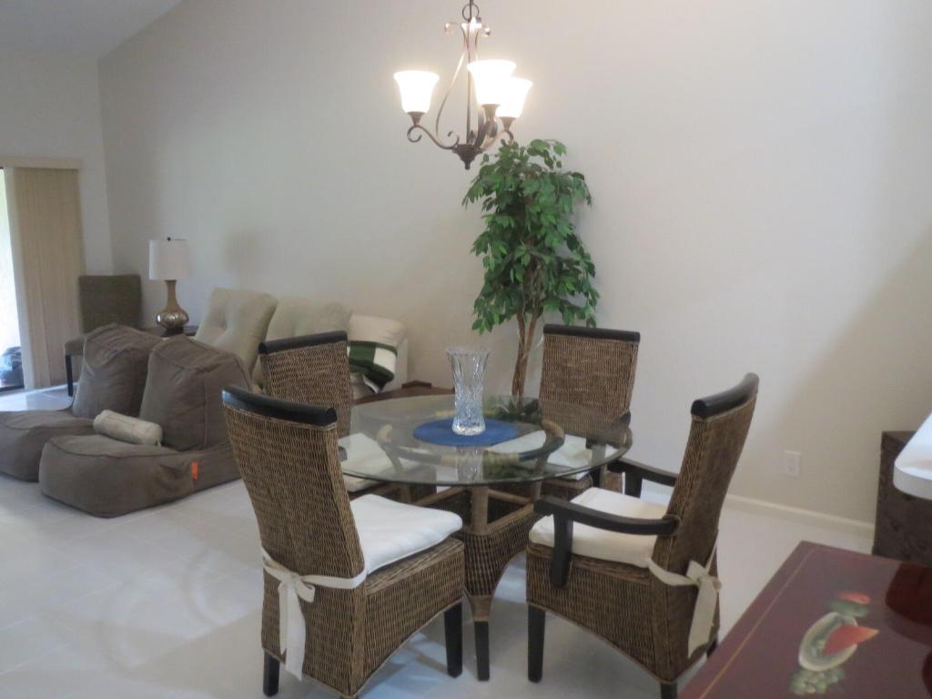 SUN VALLEY EAST CONDO - Residential