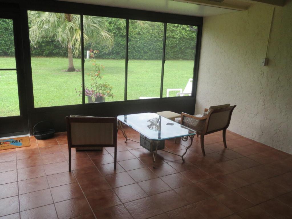 SUN VALLEY EAST CONDO - Residential