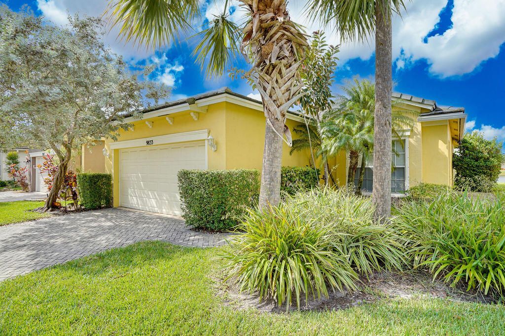 Photo of 9833 SW Eastbrook Circle, Port Saint Lucie, FL 34987 (MLS # R10933423)