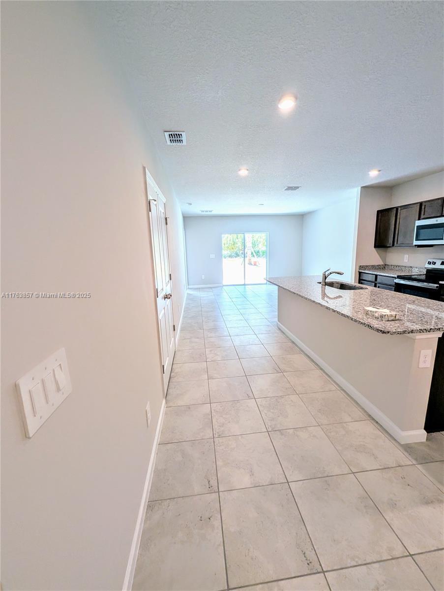 285 Raspberry Road