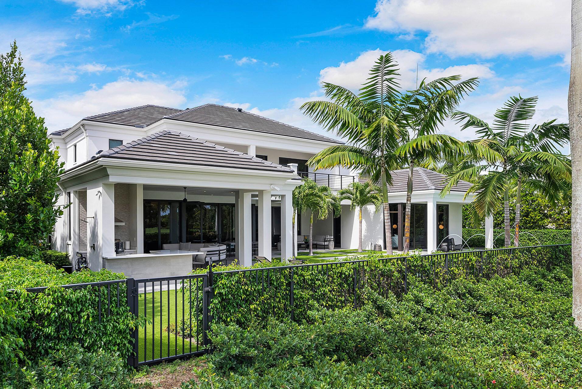 ROYAL PALM YACHT & COUNTR - Residential