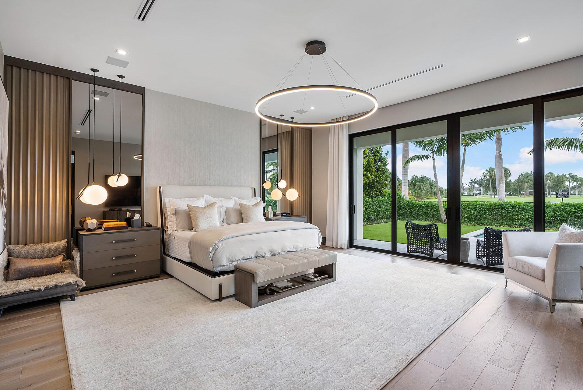 ROYAL PALM YACHT & COUNTR - Residential