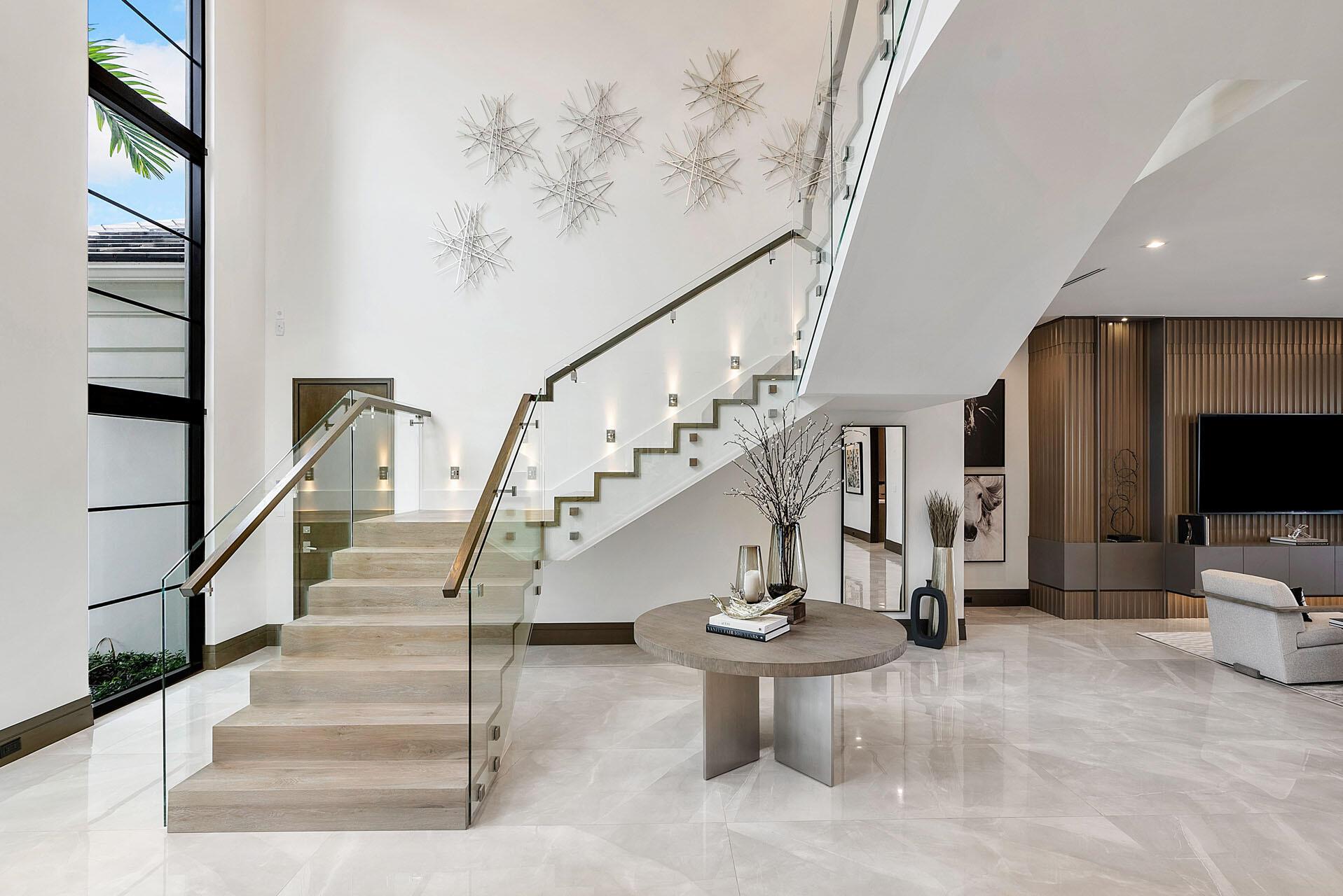 ROYAL PALM YACHT & COUNTR - Residential