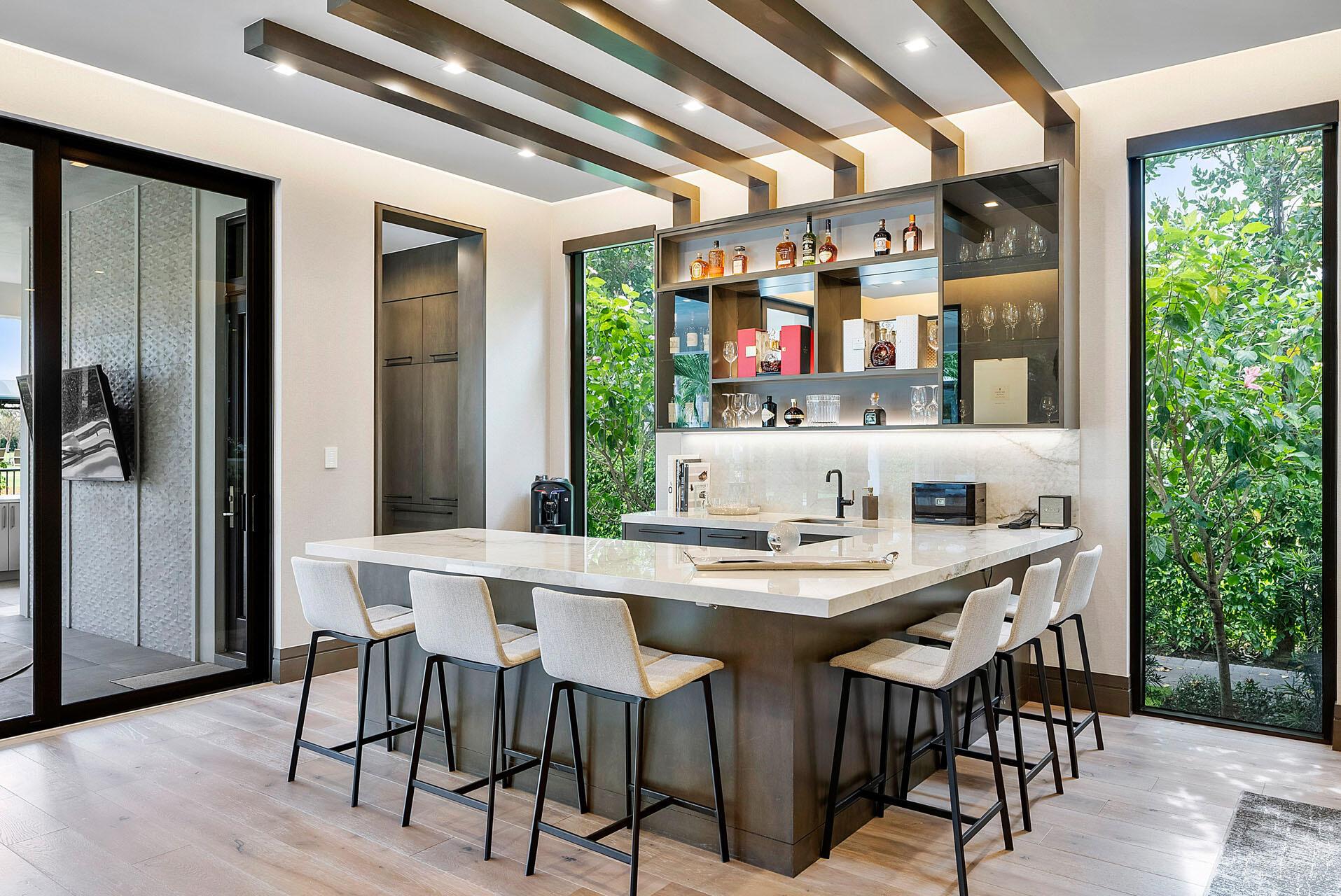 ROYAL PALM YACHT & COUNTR - Residential