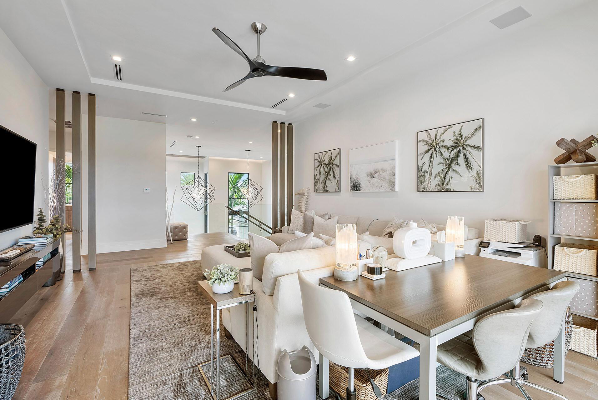 ROYAL PALM YACHT & COUNTR - Residential