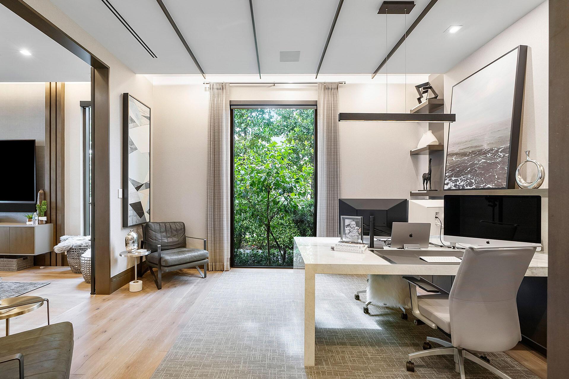 ROYAL PALM YACHT & COUNTR - Residential