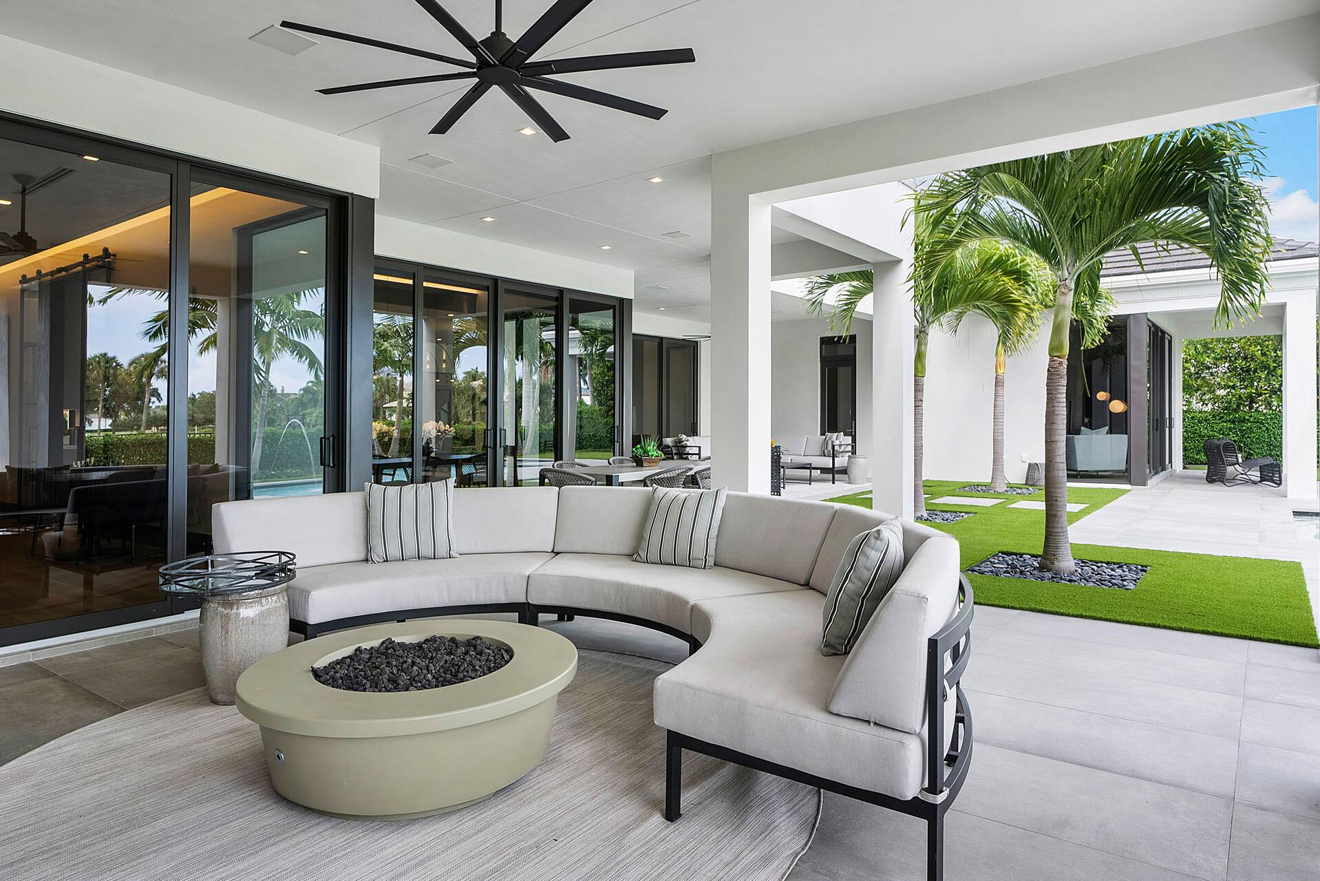 ROYAL PALM YACHT & COUNTR - Residential