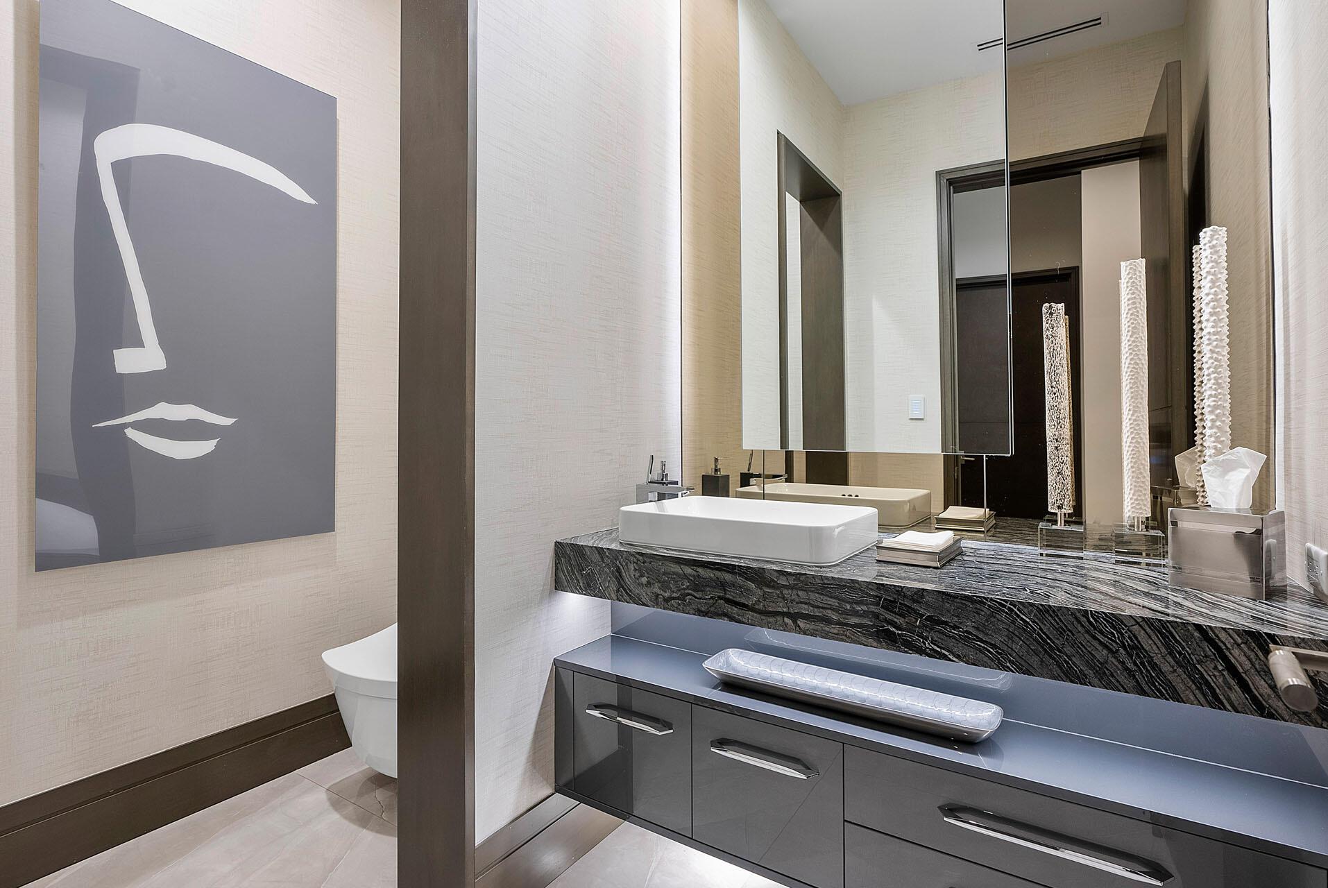 ROYAL PALM YACHT & COUNTR - Residential