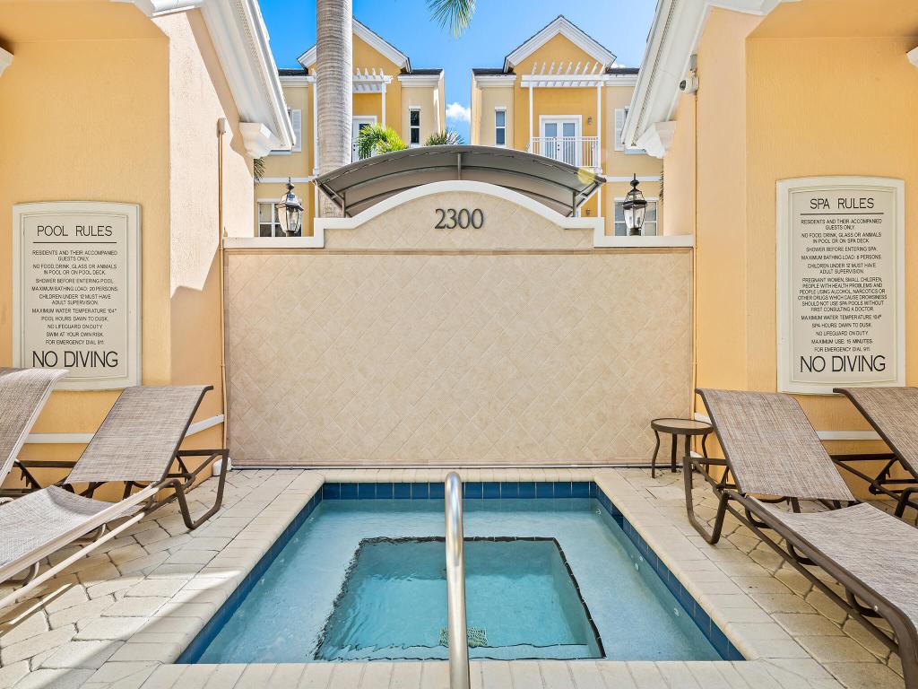 Vintage Lighthouse Point - Residential Lease