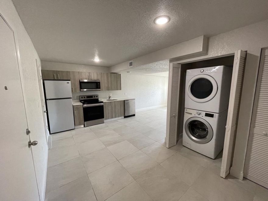 **PRE-APPROVAL BEFORE APPLICATION FEE**SHOWING TIME FOR ACCESS. Tastefully updated 2 bedroom, 1 bathroom unit available for IMMEDIATE occupancy in the family friendly Prestige Waterfront Community. Property & unit features include Central AC, new wood flooring, updated kitchen & cabinetry, newer appliances, large bedroom closet with ample space and spacious living room. Stackable washer/dryer in unit. Easy access to major highways & shopping. Utilities include water/trash, sewer & parking. **EASY TO SHOW on LOCKBOX** Schedule through SHOWING TIME** Income must meet minimum of 2.5 times monthly rent. First month's rent and 2-month security deposit is required. $85 application fee per tenant. See documents required in Broker remarks & supplement attachment. Housing Voucher welcome. **PRE-APPROVAL BEFORE APPLICATION FEE**Thanks for interest in our Sunbelt - Prestige Estates rental listing. If after seeing the unit your client wants to move forward, we have a no-risk pre-approval process. Submit the requested documents per the MLS listing/attached supplement & we can give a pre-approval update before having to submit the application fee. If pre-approved, management will then verify and work on fees & lease. Hope your showing goes well and look forward to working with you.