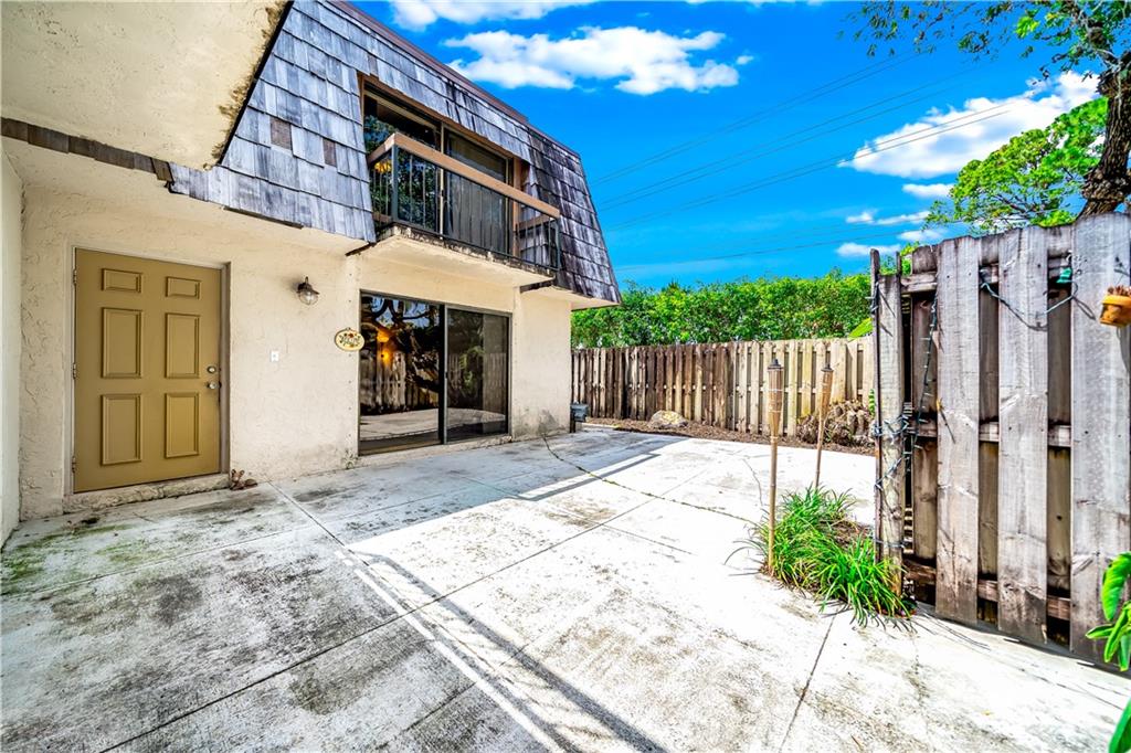 Lake Colony - Residential