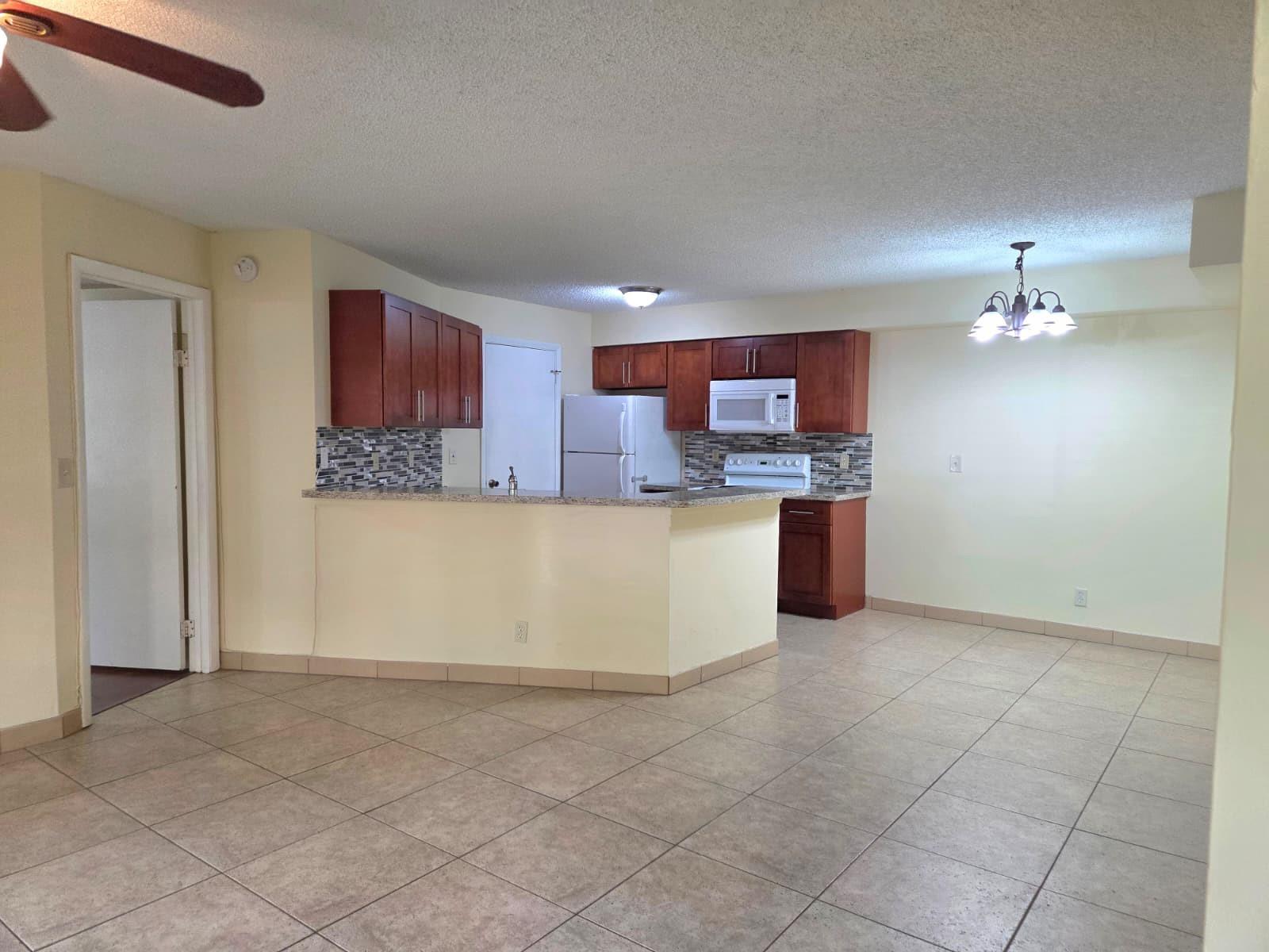 Summerbreeze Condo - Residential Lease