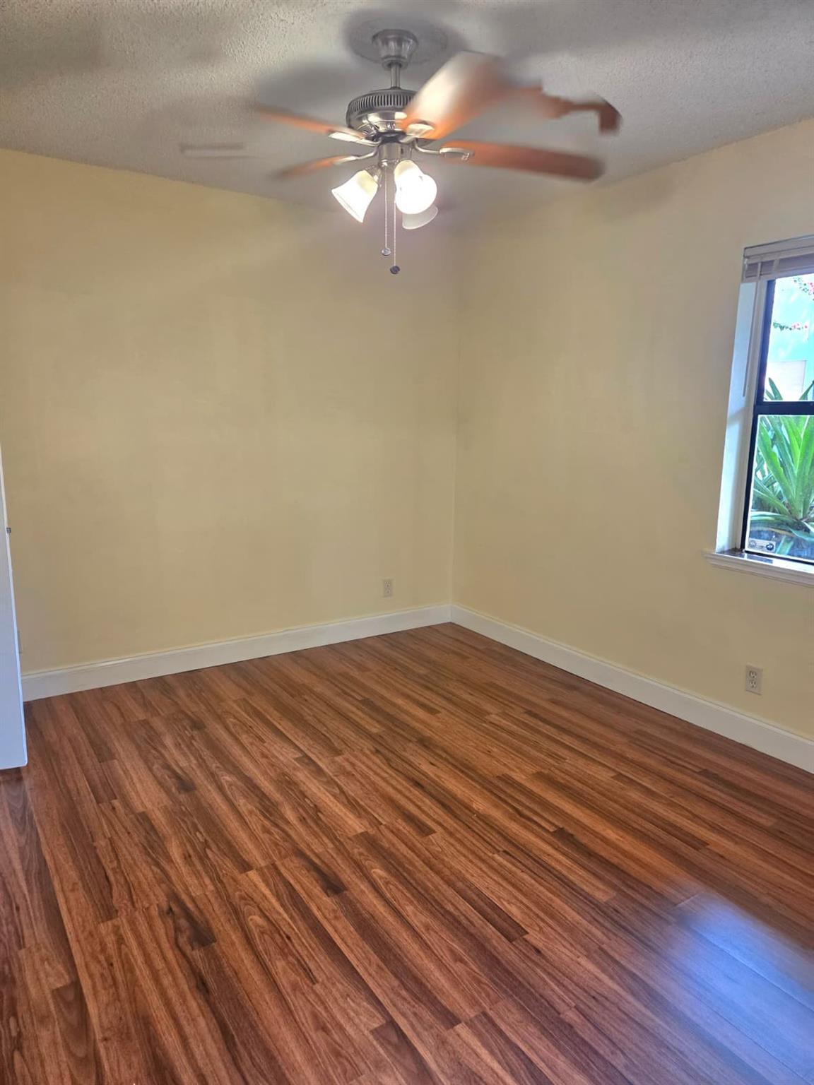 Summerbreeze Condo - Residential Lease