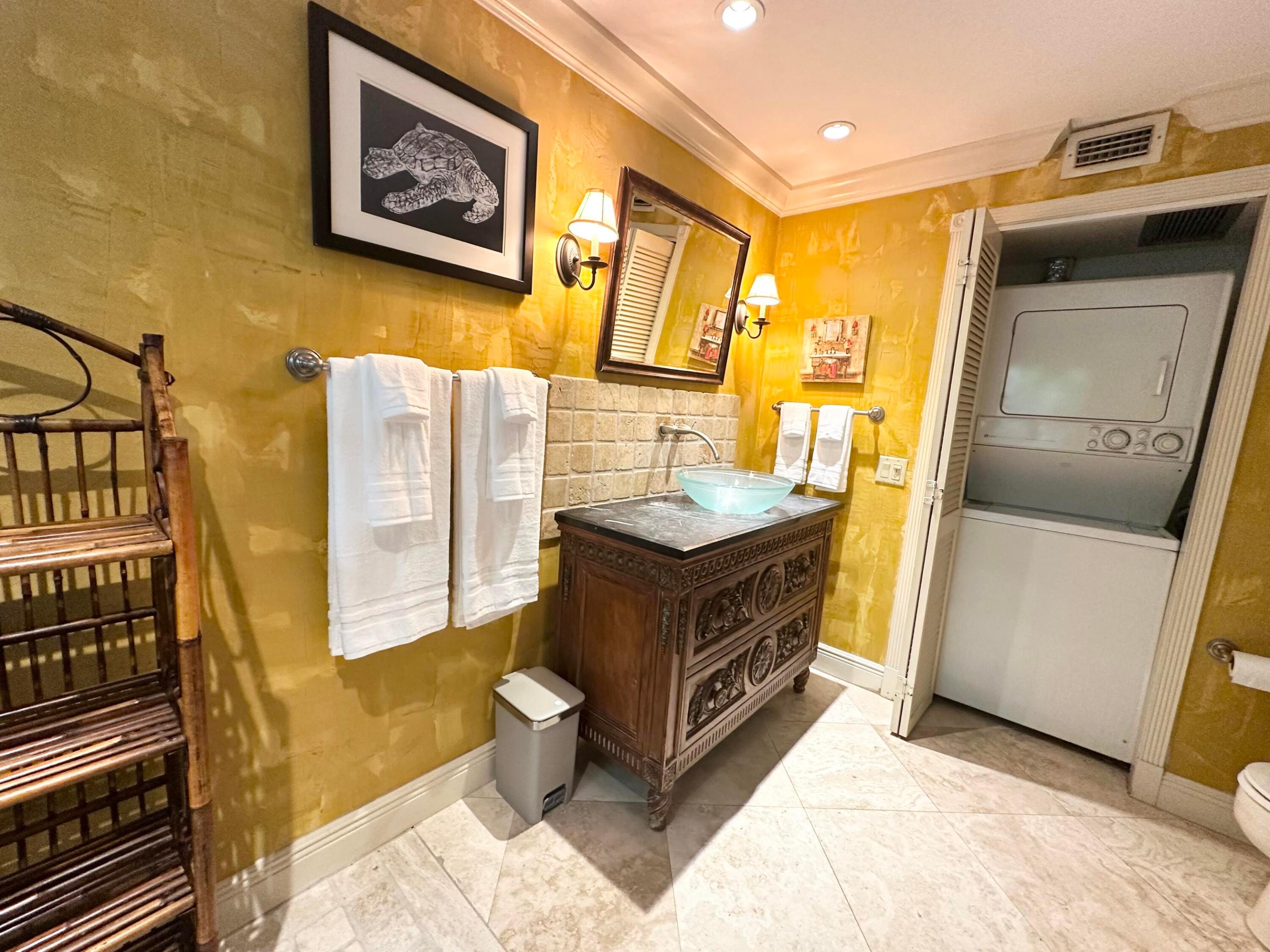 SEA LOFTERS CONDO - Residential Lease