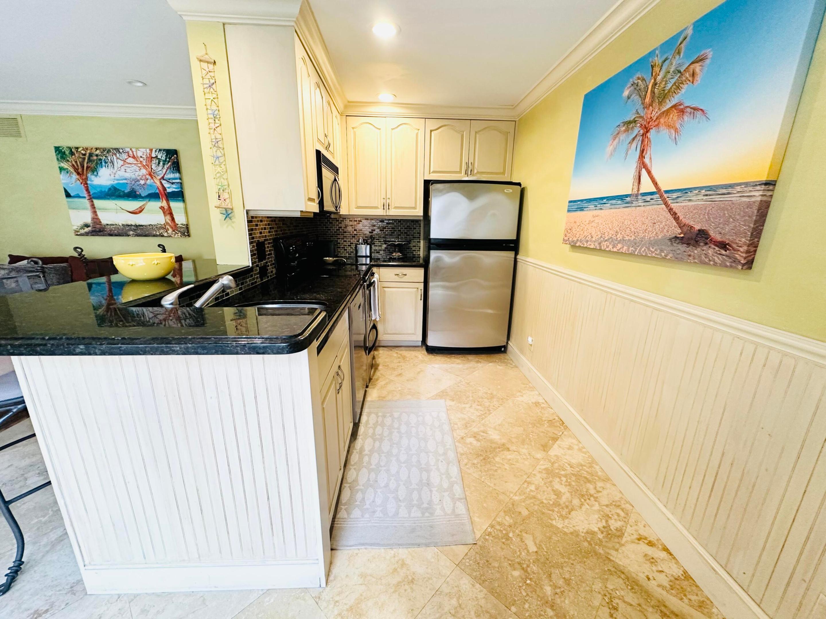 SEA LOFTERS CONDO - Residential Lease