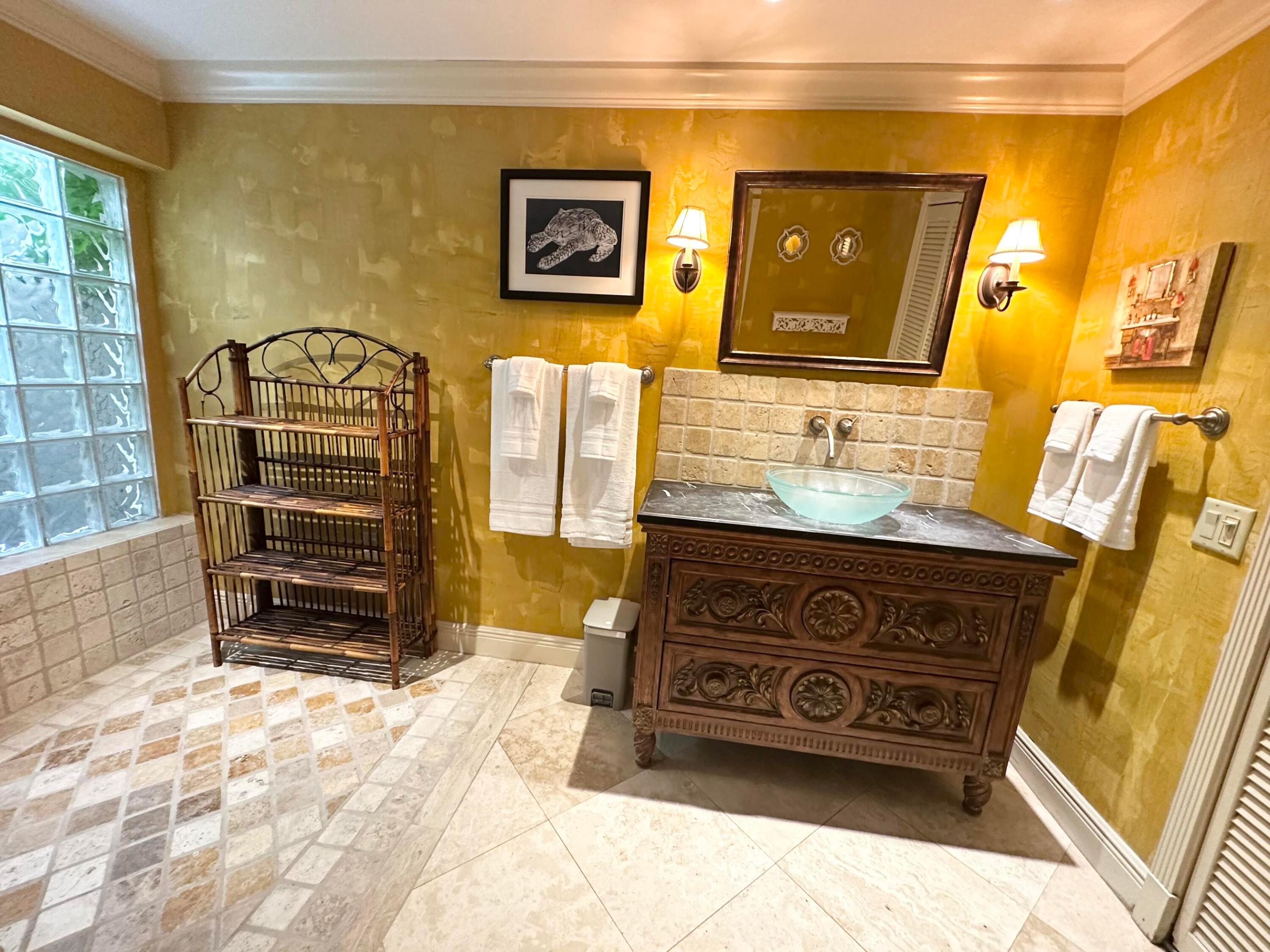 SEA LOFTERS CONDO - Residential Lease