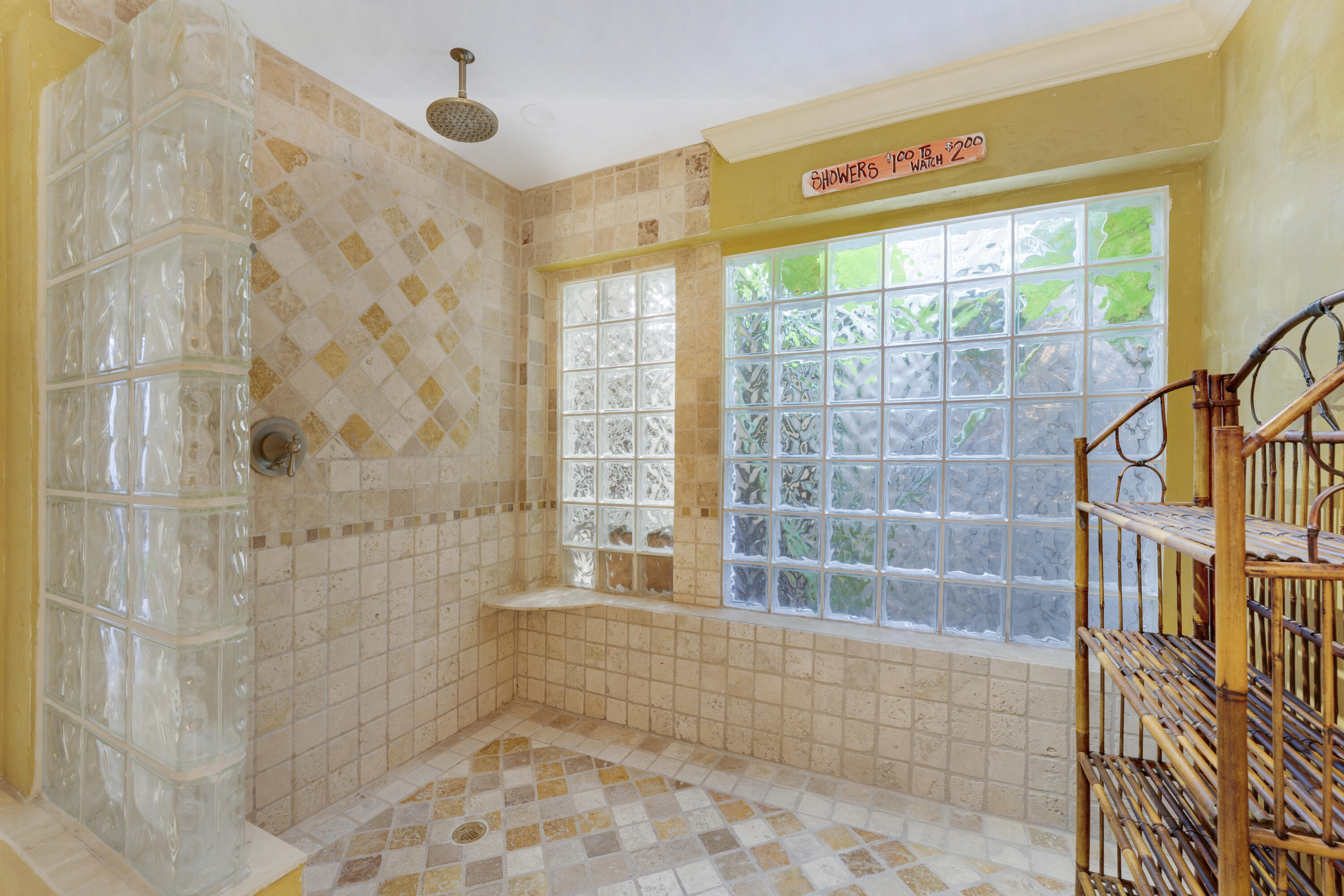 SEA LOFTERS CONDO - Residential Lease