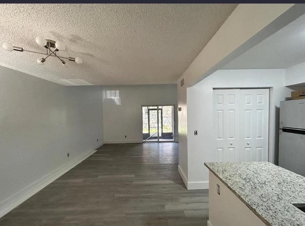 WHISPERING PINES UNIT 01 - Residential